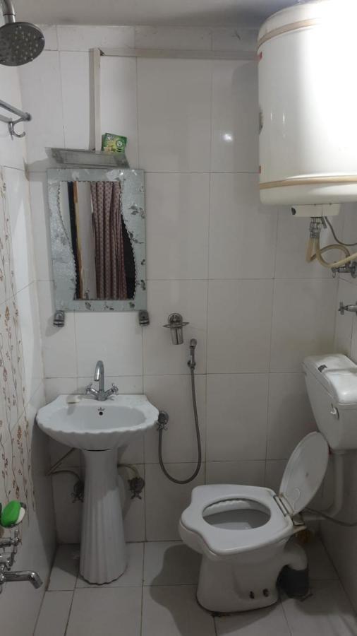 Lake Boulevard Guest House Srinagar  Luaran gambar