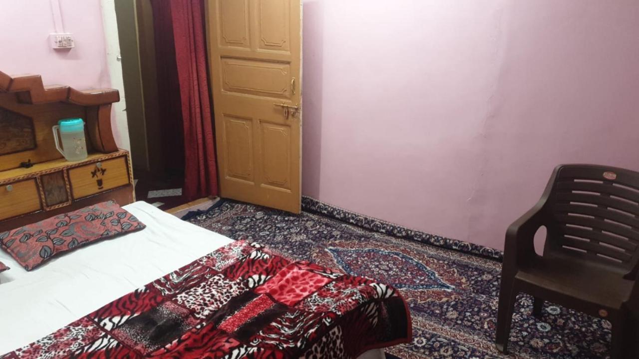 Lake Boulevard Guest House Srinagar  Luaran gambar