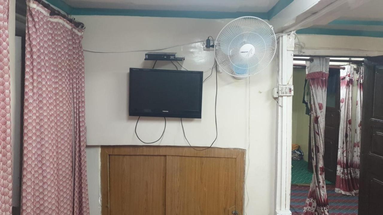 Lake Boulevard Guest House Srinagar  Luaran gambar